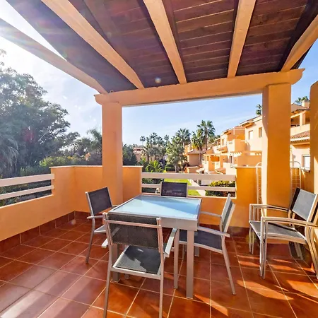Cubo's Cabopino Apartment *